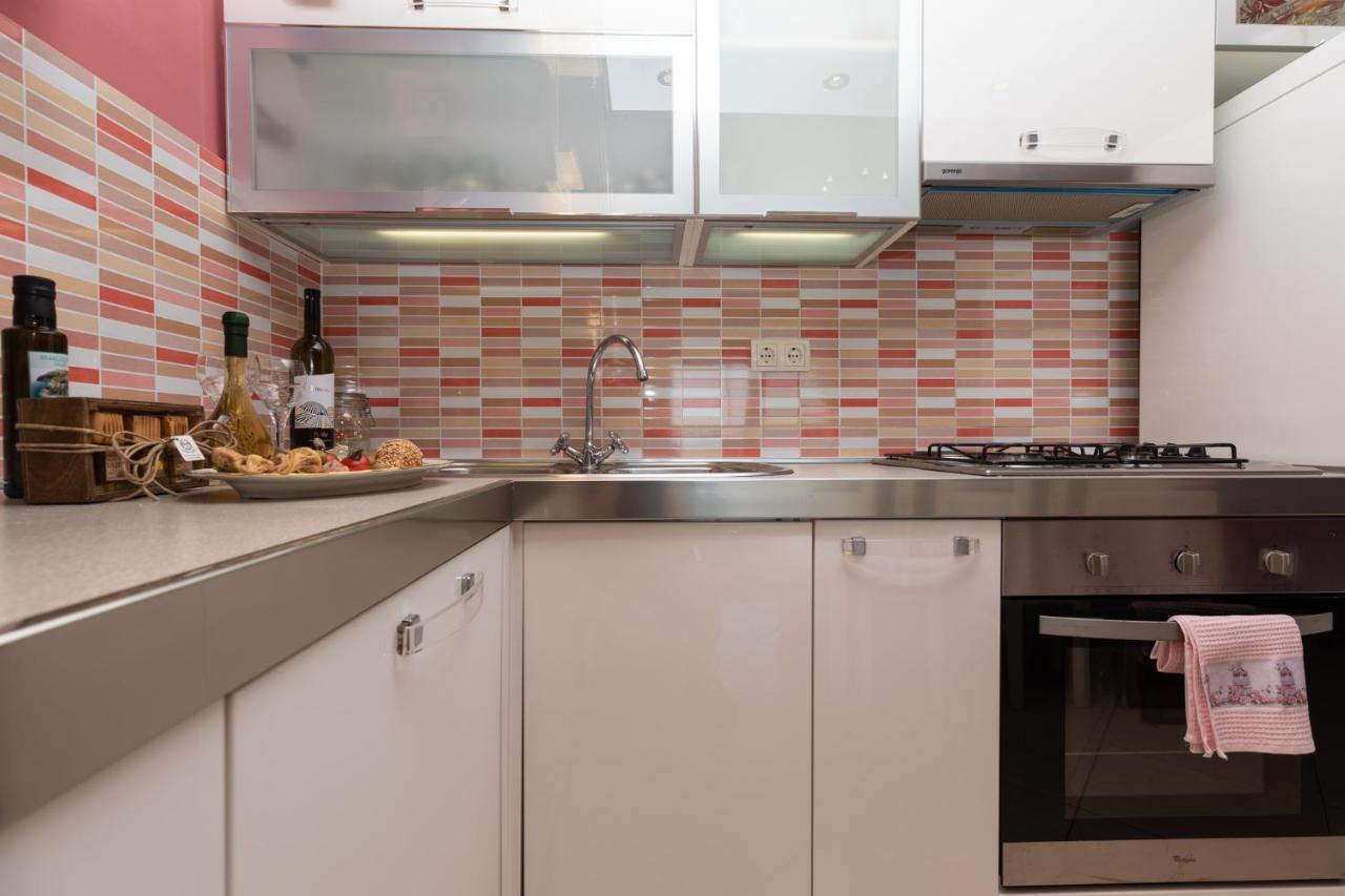 Apartman Monika 奥米什 外观 照片